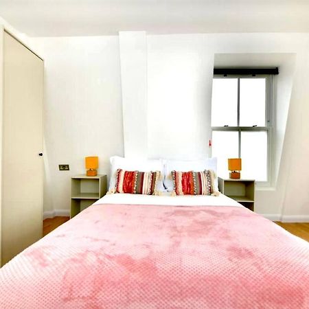 Lovely 2 Bedroom Serviced Penthouse Battersea Park Road Лондон Экстерьер фото